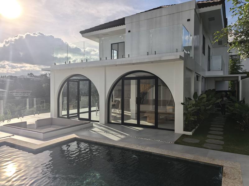 House facade with arched windows